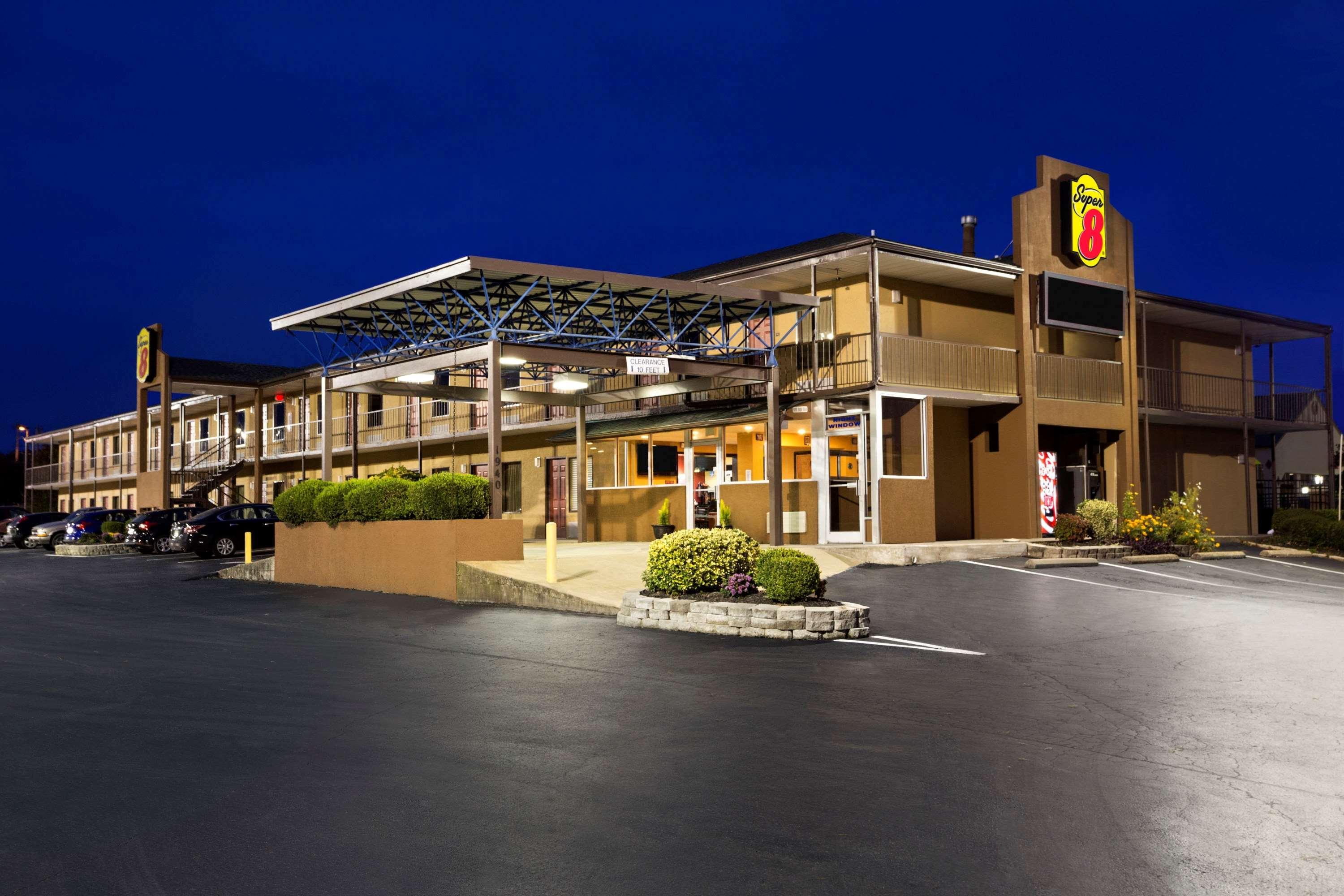 Super 8 By Wyndham Jackson Motell Exteriör bild